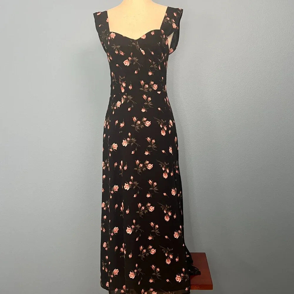Reformation • Fulton Dress in Romy Black Rosebud Floral • Size 4 - Picture 9 of 12